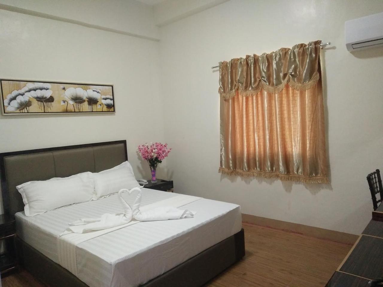 Meaco Royal Hotel - Batangas City Luaran gambar