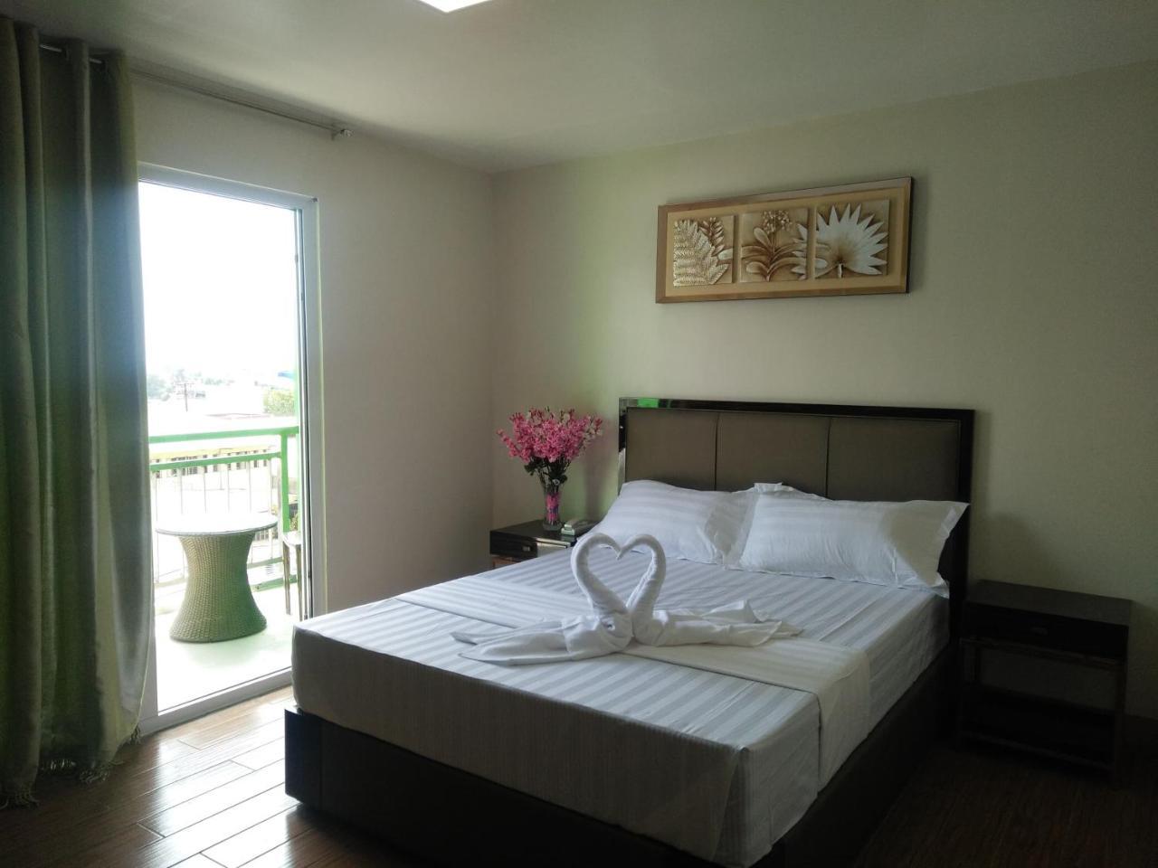 Meaco Royal Hotel - Batangas City Luaran gambar