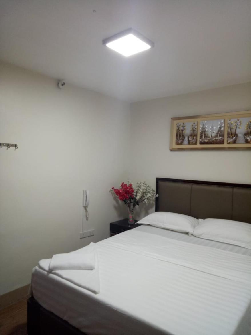 Meaco Royal Hotel - Batangas City Luaran gambar