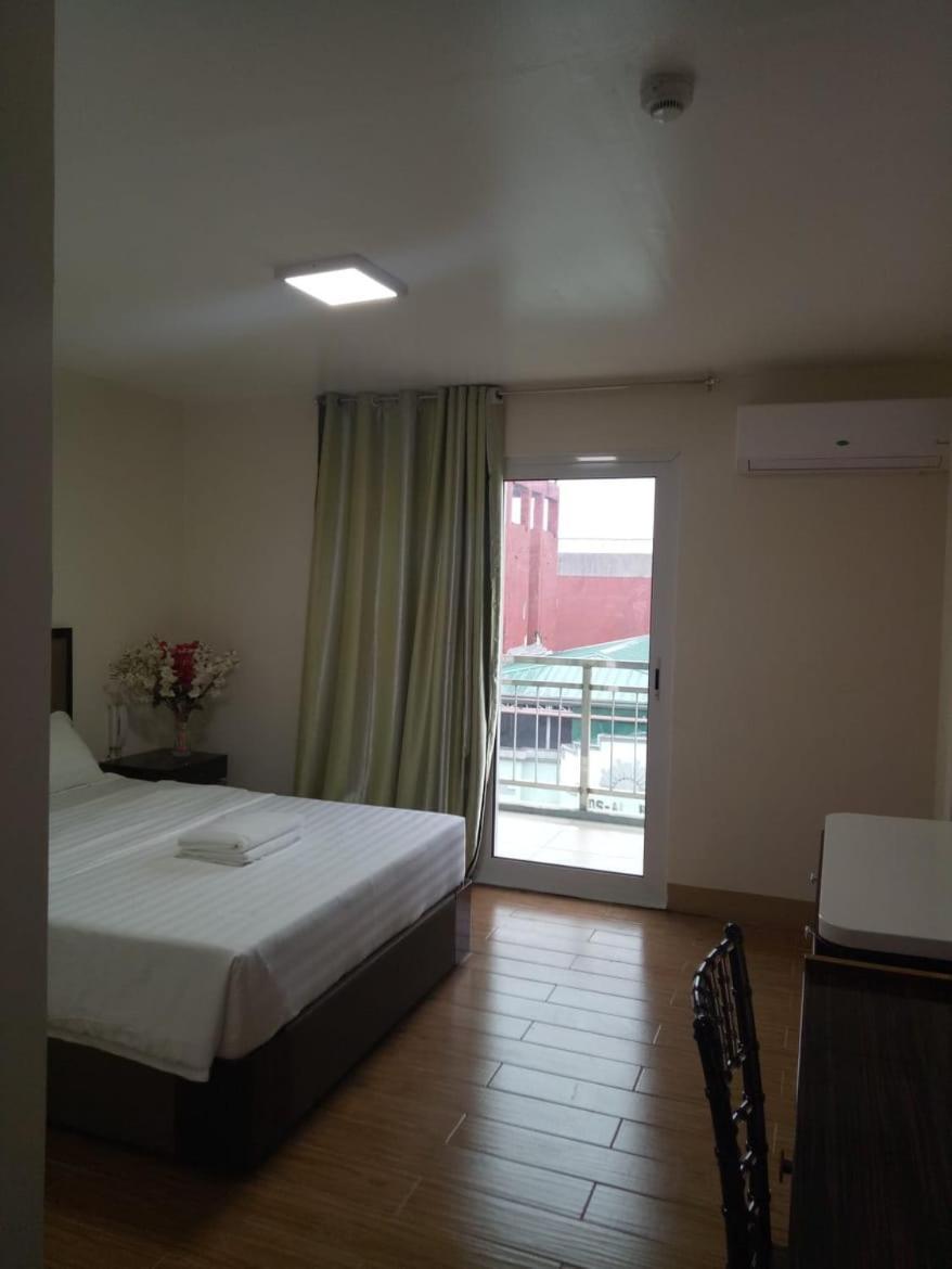 Meaco Royal Hotel - Batangas City Luaran gambar