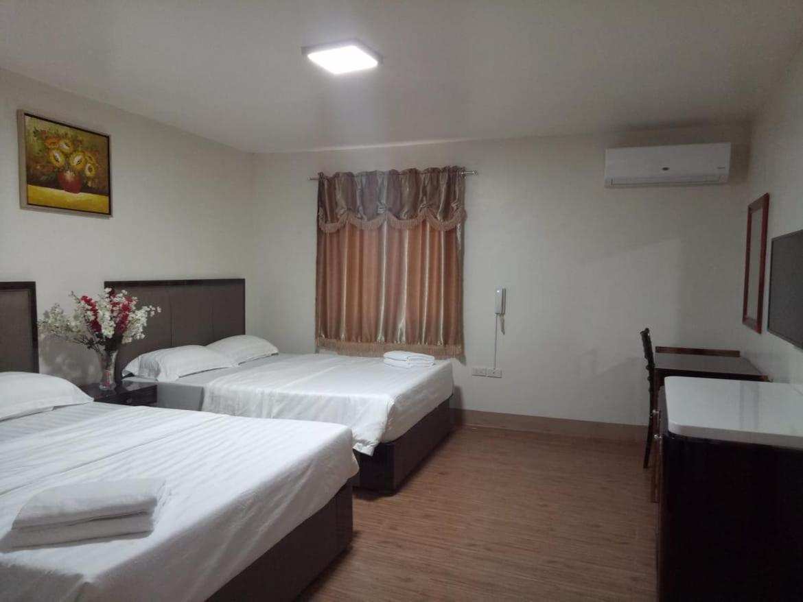 Meaco Royal Hotel - Batangas City Luaran gambar
